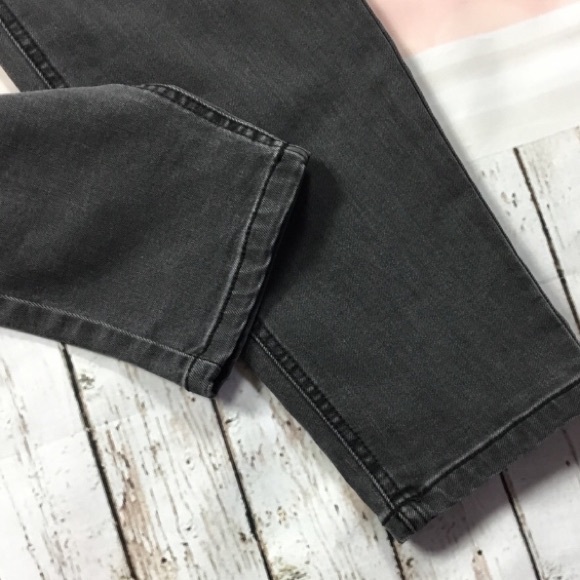 MAX JEANS GRAY SKINNY JEANS - Picture 4 of 8